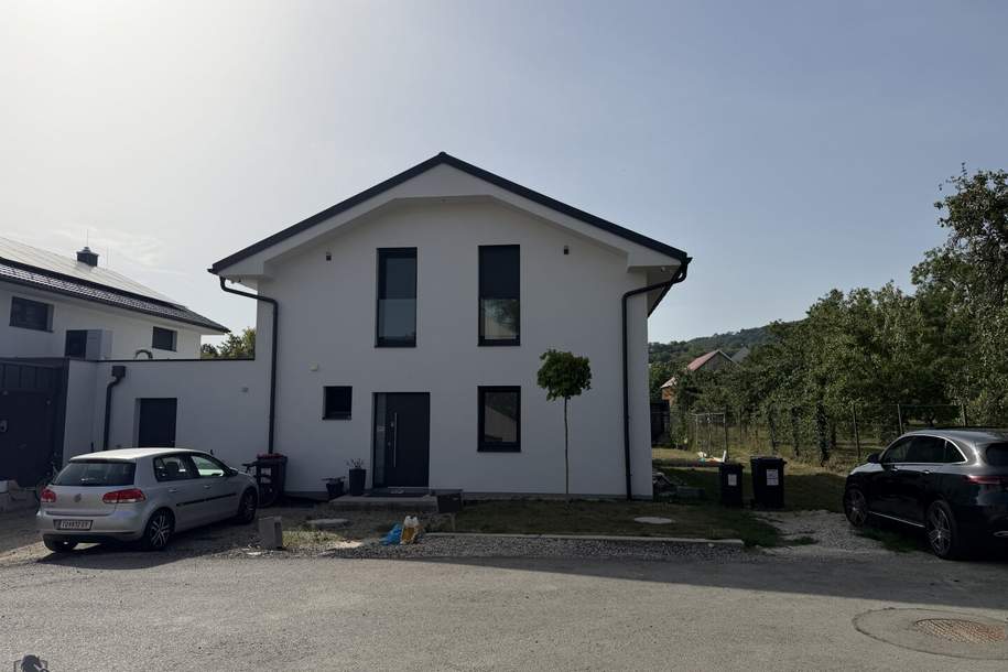 Einfamilienhaus mit großzügigem Wohnkonzept, Pool und attraktivem Außenbereich, Haus-kauf, 960.000,€, 3441 Tulln
