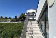 Exklusive Doppelhaushälfte in den Weinbergen - Höchste Energieeffizienz mit Erdwärmeheizung für modernes Wohnen und Genießen!