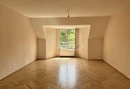 4 Zimmer Dachgeschoß mit Loggia und Grünblick