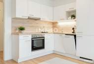 Erstbezug und provisionsfrei: Moderne 3-Zi-Wohnung mit Terrasse beim Seeschlachtpark