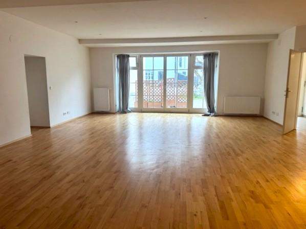 Neuer Preis! Barrierefreies Wohnen in exklusiver Stadtvilla - bahnhofs-und innenstadtnah