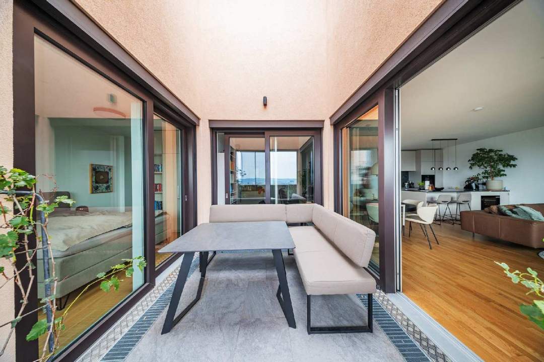 Penthouse im 34. OG mit Terrasse I 360° Wienblick I Designküche I TG Platz mit E-Ladestation