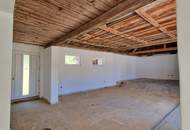 Haus mit 2 getrennten Wohneinheiten und Kellerstöckl mit Wiesen und Äcker
