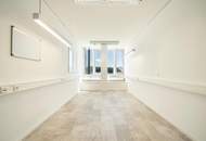 Raum für Unternehmen – Moderne Gewerbefläche in Hof bei Salzburg