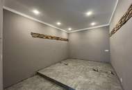 UNBEFRISTETES Eck-Geschäftslokal/-Büro direkt gegenüber Gymnasium Zehnergasse