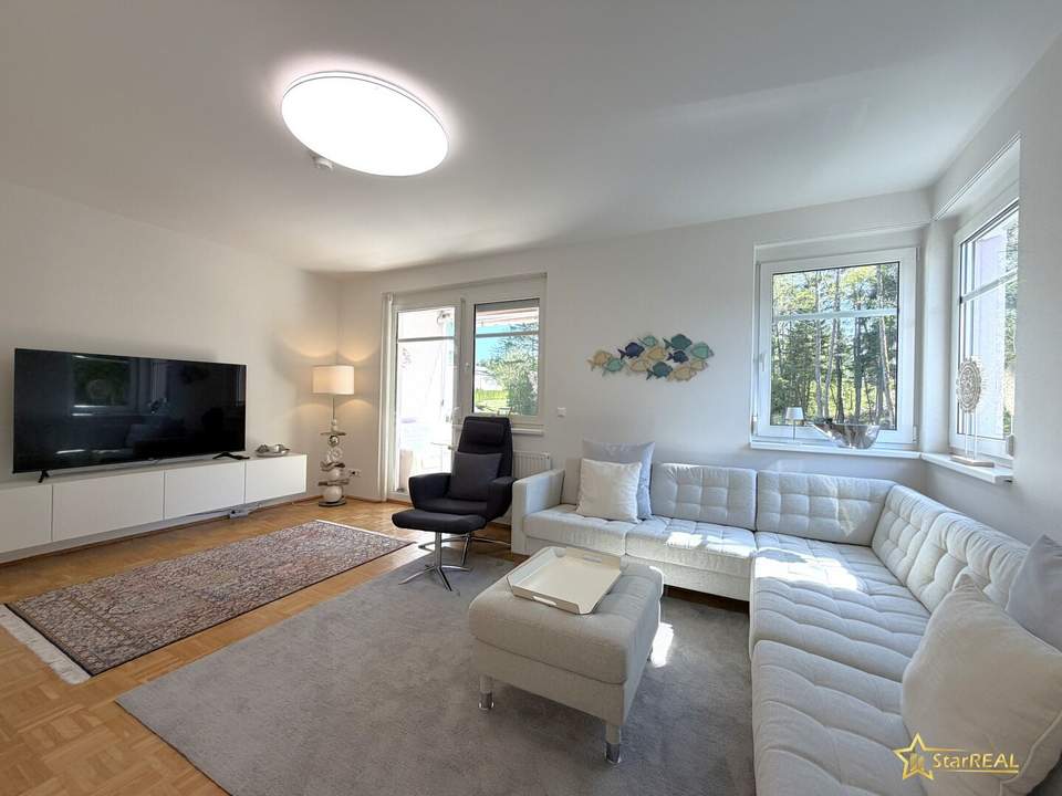 2022 RENOVIERTER SOFORTBEZUG IN VELDENER ZENTRUMSNÄHE! MÖBLIERTES 3 ZIMMER-EIGENTUM MIT BALKON IN SÜD-WEST-LAGE.