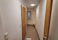 Helles Geschäfts- oder Bürolokal am Platzl in Lilienfeld