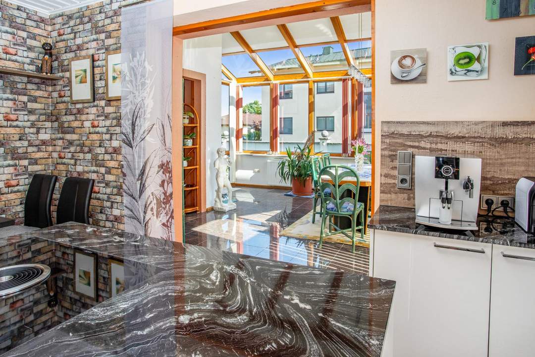 Charmantes Einfamilienhaus mit Wintergarten, Pool "Open House 04. Juli von 12:00 bis 15:30 Uhr und 05. Juli 2025 von 10:00 bis 14:00 Uhr"