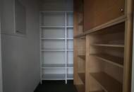 Repräsentative Büro mit Stellplatz- oder Praxisfläche in 1040 Wien