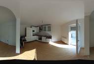 Maisonetten- Wohnung mit großer Terrasse und Eigengarten