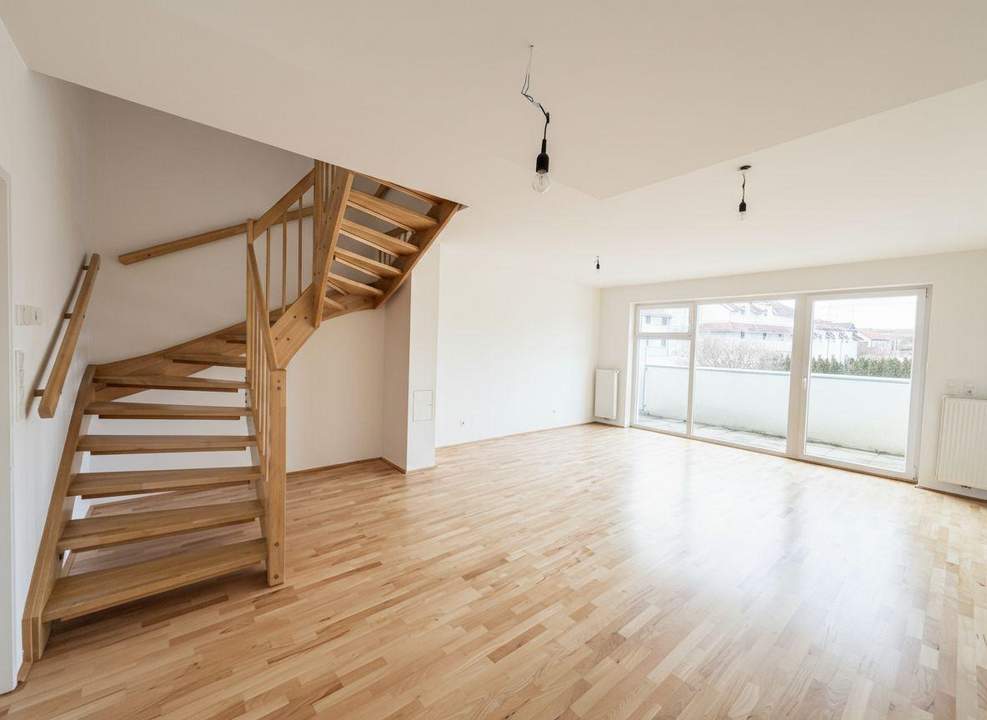4-Zimmer-Maisonette mit Balkon! Besichtigung SOFORT möglich!