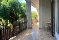 Doppelhaushälfte in herrschaftlichem Haus