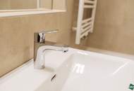 PROVISIONSFREI – Klimatisierte 5 Zimmer-Dachmaisonette inklusiver moderner Wohnküche, mit 4 Terrassen und Garagenplatz