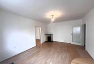 "2 Zimmer Wohnung am Friedrich Engels Platz"