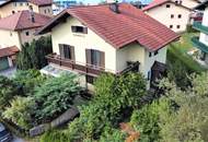 Ein- bis Zweifamilienhaus mit Garage aus den 70ern