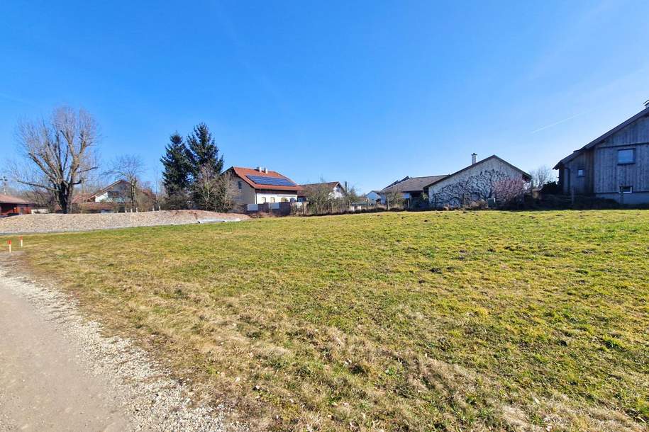 Attraktiver Baugrund in ruhiger und sonniger Lage nahe Ried – Perfekt für Ihr Traumhaus, Grund und Boden-kauf, 84.500,€, 4971 Ried im Innkreis