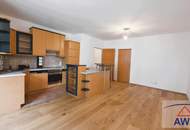 Neuwertige 4-Zimmerwohnung mit Terrasse und Garage!