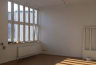 1040! Sanierte DG Wohnung mit 43 m² Terrasse nähe Schwarzenbergplatz