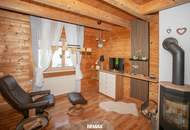 Naturnah wohnen mit vielfältigen Nutzungsmöglichkeiten – charmantes Holzblockhaus mit Wintergarten und Sauna in Stratzing