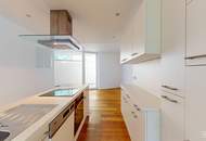 UNTER ST. VEIT | Außergewöhnlicher Wohnflair | Neubau 2016 | 3 Zimmer | 2 Bäder | Balkon &amp; Loggia | Bestlage | ZELLMANN IMMOBILIEN