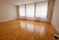 UNBEFRISTETET, INNSTRASSE, gepflegte 89 m2 Altbau, Wohnküche, 2 Zimmer, Wannenbad, Parketten, Hofruhelage