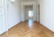 ++ NEU ++ MAISONETTE - VIER Zimmer mit TERRASSE - Altbau