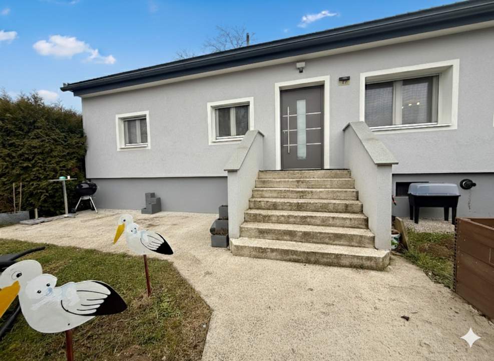 Bungalow-Charme trifft Bastler-Paradies: Modernes Wohnen mit Pool, Garage und eigenem Stadl
