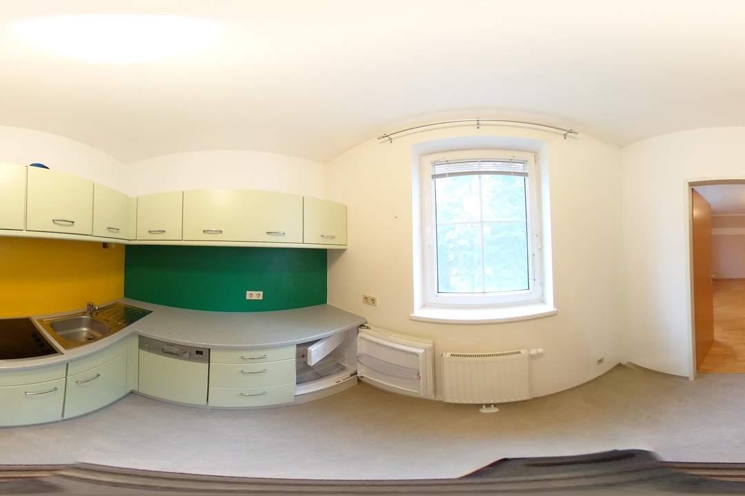 Geräumige Balkonwohnung mit Gartenblick