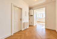 LICHT AN. ALTBAU AN. ANGEKOMMEN. – 2 Zimmer. Ganz oben. Ganz hell. Ganz schön 1050!