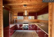 | BLOCKHAUS MIT NATURPOOL UND TRAUMHAFTEN GEBIRGSBLICK | SONNIGE LAGE AM FUSS DES SCHAFBERGS |