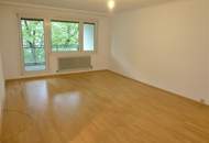 NEUBAUMIETE IN GRÜNLAGE MIT SONNENLOGGIA UND GARAGENPLATZ