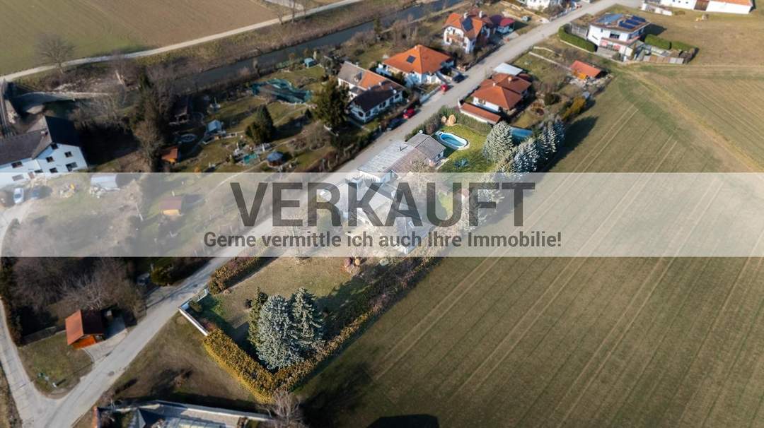 VERKAUFT - "Traumhaftes Eckgrundstück mit VIEL Potenzial"