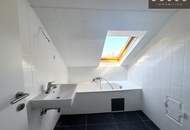 | CHARMANTE DACHGESCHOSSWOHNUNG | HELL &amp; ZENTRAL | 4. OG | IDEAL FÜR SINGLES &amp; STUDENTEN | TOP LAGE | NÄHE UNI