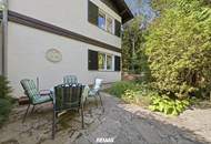 Absolute Traumlage in Mühlbach: Geschmackvoller Landhausstil, parkähnlicher Garten, Pool und einmaliger Fernblick!