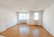 Helle 2 Zimmer- Wohnung, straßenseitig in der Laudongasse