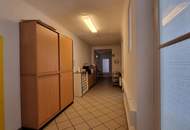 Büro nahe Regierungsviertel inkl. 10 Parkplätzen