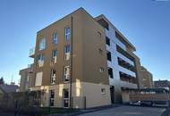 GROSSARTIG! Lichtdurchflutete 2-Zimmer-Neubauwohnung mit Südwestausrichtung, großzügigem Balkon, exklusiver Tischlerküche und Tiefgaragenplatz!