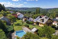 Mehrgenerationenhaus | vier Grundstücke, ca. 2.117 m² Grund, Pool, Sauna, zwei Garagen & großer Garten im Wienerwald