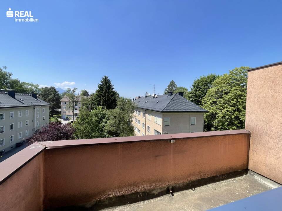 Sanierungsprojekt: 3-Zimmer-Wohnung mit Balkon