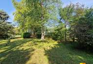 Anleger aufgepasst: gepflegtes Zweifamilienhaus auf großem Grundstück