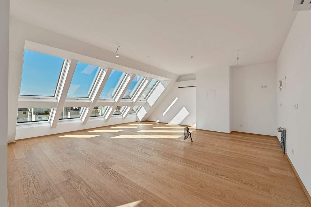 THE TEMPTATION - DG-Maisonette mit Terrasse & Balkon | 22 m² Freifläche, 3 Zimmer