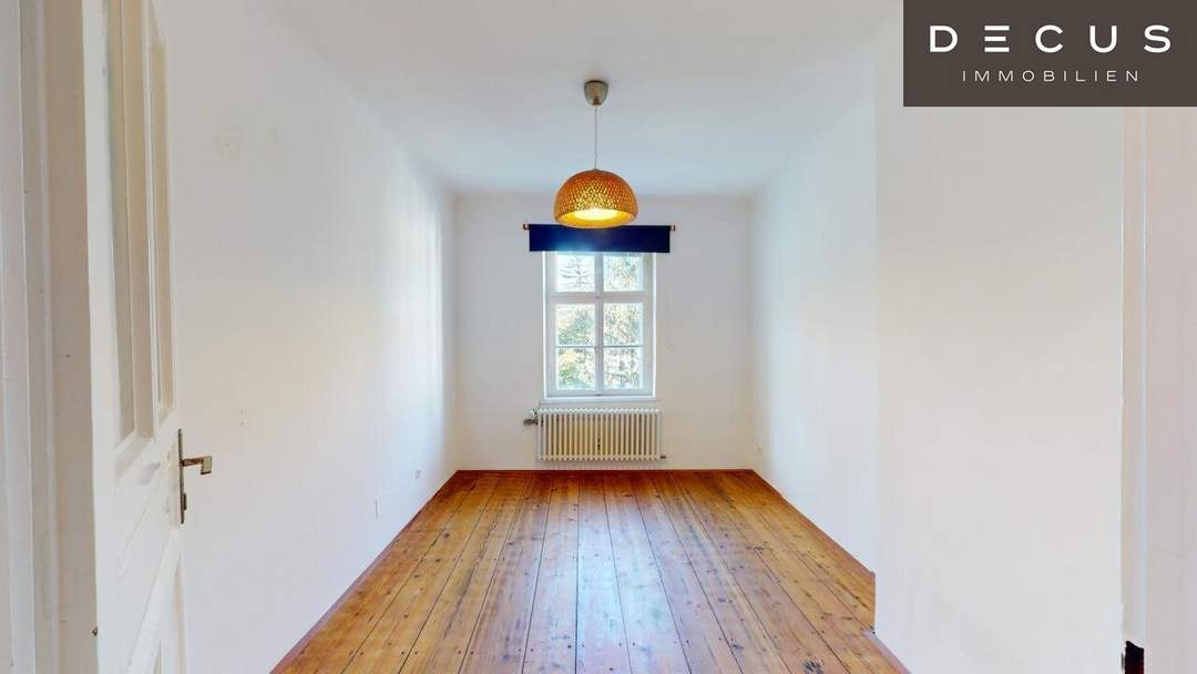 | ZAUBERHAFTE 2 ZIMMER-WOHNUNG IM ALTBAU | 49m² | IDEAL FÜR PÄRCHEN, SINGLES ODER STUDENTEN | MIT BLICK INS GRÜNE | 3.OG | TOP LAGE NÄHE UNI &amp; GEIDORFPLATZ