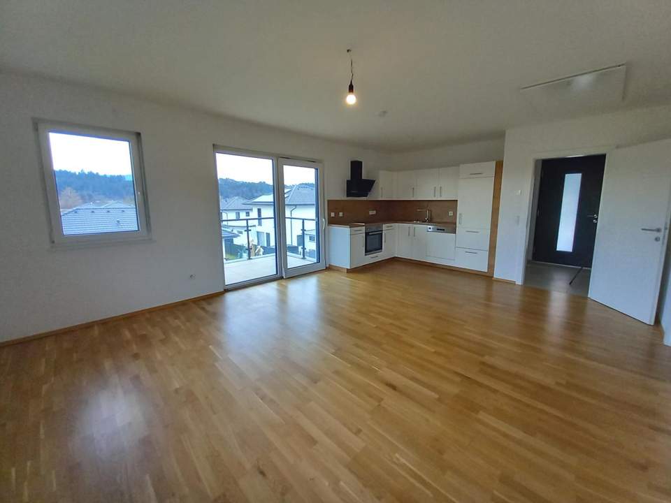 Helle Wohneinheit im Obergeschoß in Hausdorf bei Stallhofen mit Gartenabteil