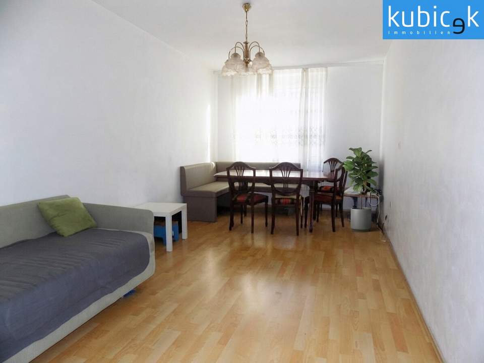 Großzügige Wohnung mit viel Potenzial in attraktiver Lage