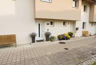 Ihr Familienglück in Seenähe: Neuwertiges Reihenhaus in Bestlage von Neumarkt