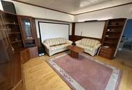 Einfamilienhaus mit Doppelgarage und Nebengebäude zu verkaufen