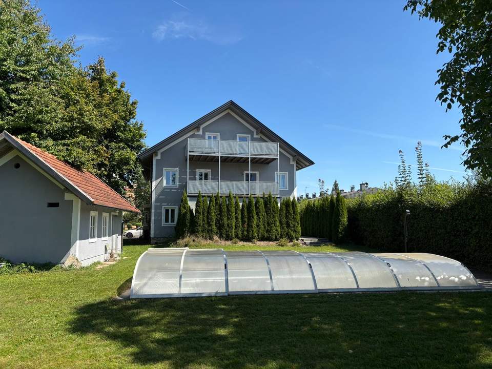 Wohnkomfort mit Terrasse, eigenem Garten & Pool