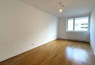 Großzügig geschnittene 4-Zimmer-Wohnung mit 12m² Balkon, 2 Bäder/2WCs