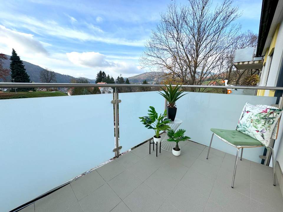 Sehr schöne, sonnige 3-Zimmer-Wohnung im Ortszentrum Semriach zu verkaufen