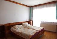 Viel Platz, viele Möglichkeiten, großes Grundstück!